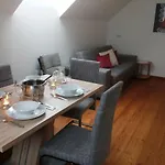 Stroblhof Appartement *